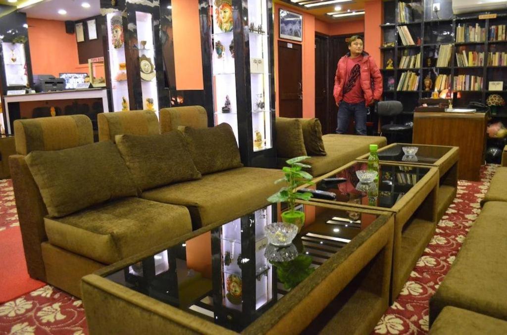 Oyo 492 Hotel Yeti Home Katmandu Kültér fotó