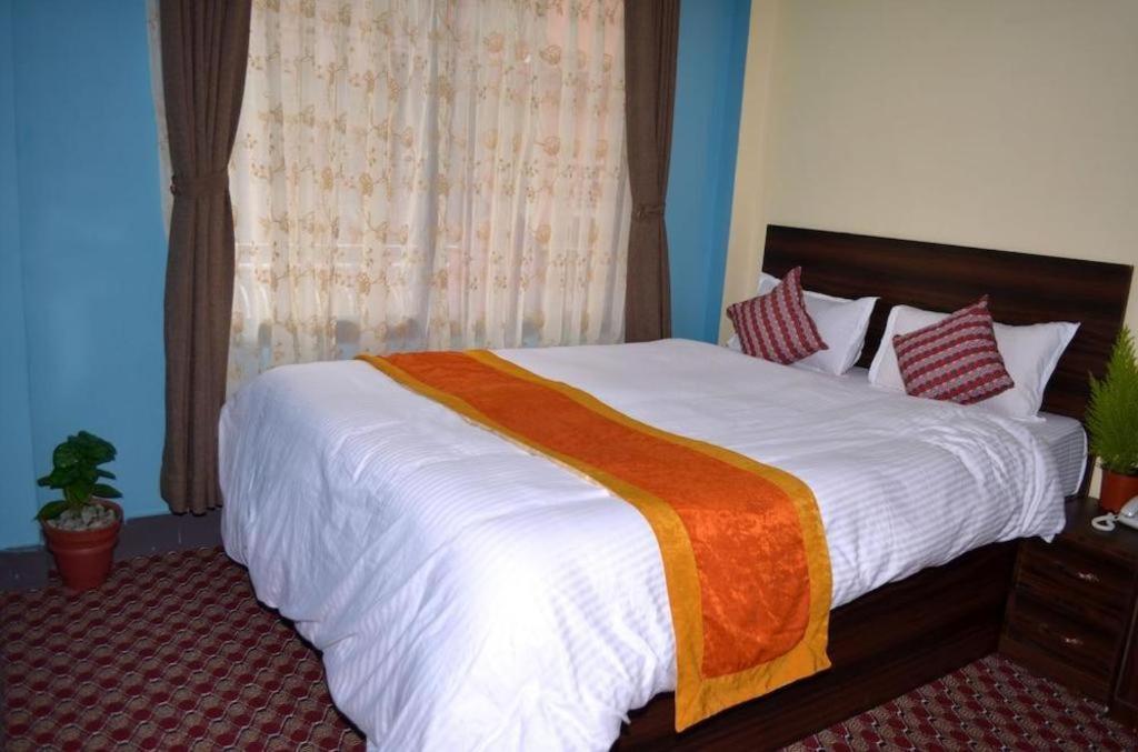 Oyo 492 Hotel Yeti Home Katmandu Kültér fotó
