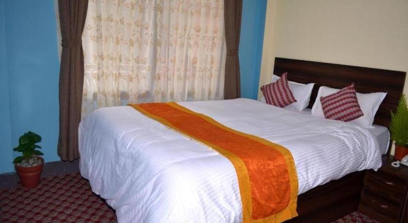 Oyo 492 Hotel Yeti Home Katmandu Kültér fotó
