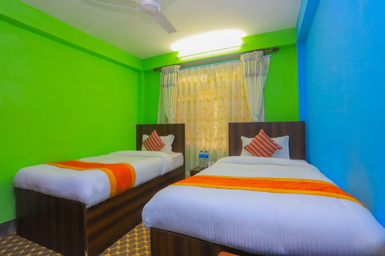 Oyo 492 Hotel Yeti Home Katmandu Kültér fotó