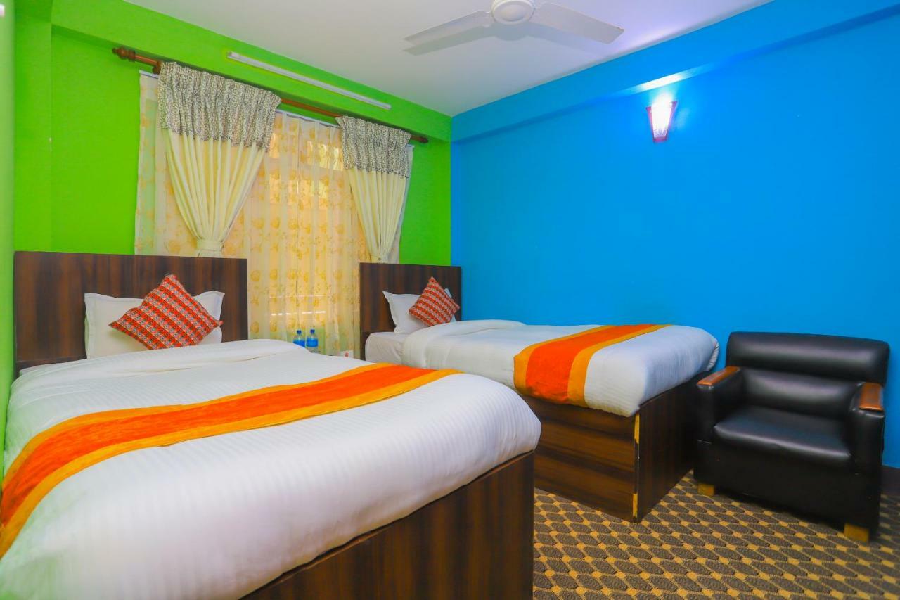 Oyo 492 Hotel Yeti Home Katmandu Kültér fotó